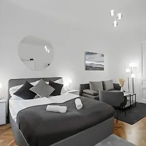  Apartament Long Term Stay, 2 Min To U1 Keplerplatz