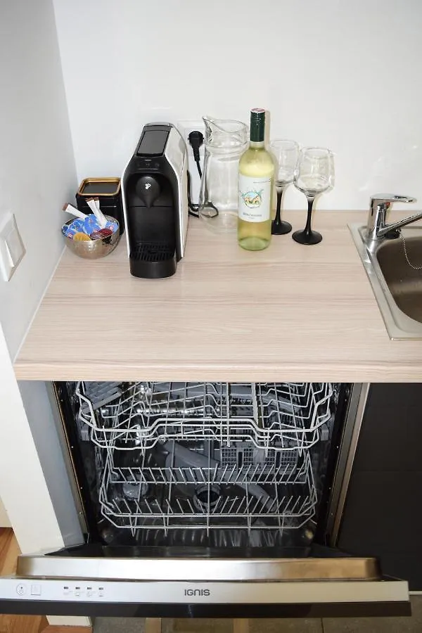 Cosy New Apartment 3Min To Vic/Uno-City And Danube Wien